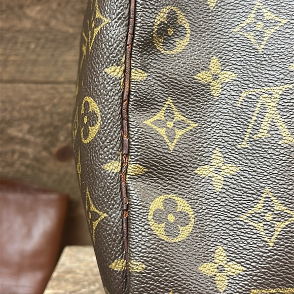 Louis Vuitton Speedy 35 Monogram - Picture 6 of 16